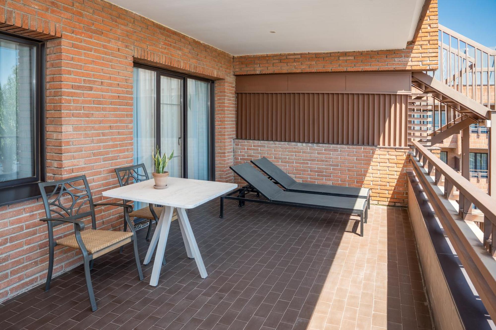 Alameda Aeropuerto, Affiliated By Melia Hotel 4*