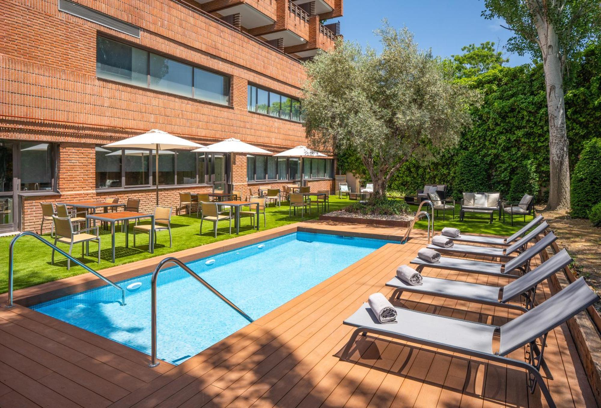 Alameda Aeropuerto, Affiliated By Melia 4*
